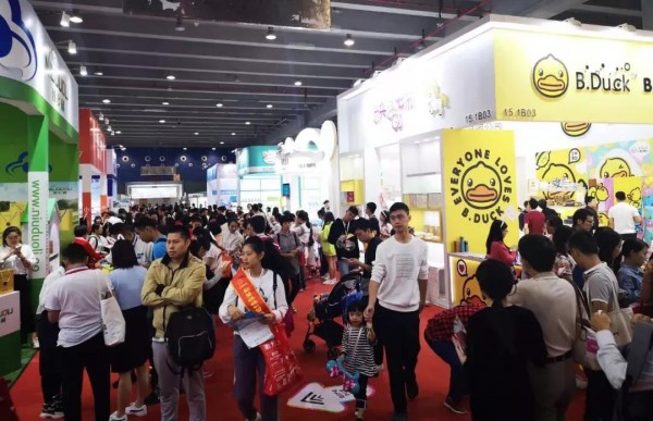 ��30�þ����V���Ћ�ͯչ�����ڏV���]Ļ